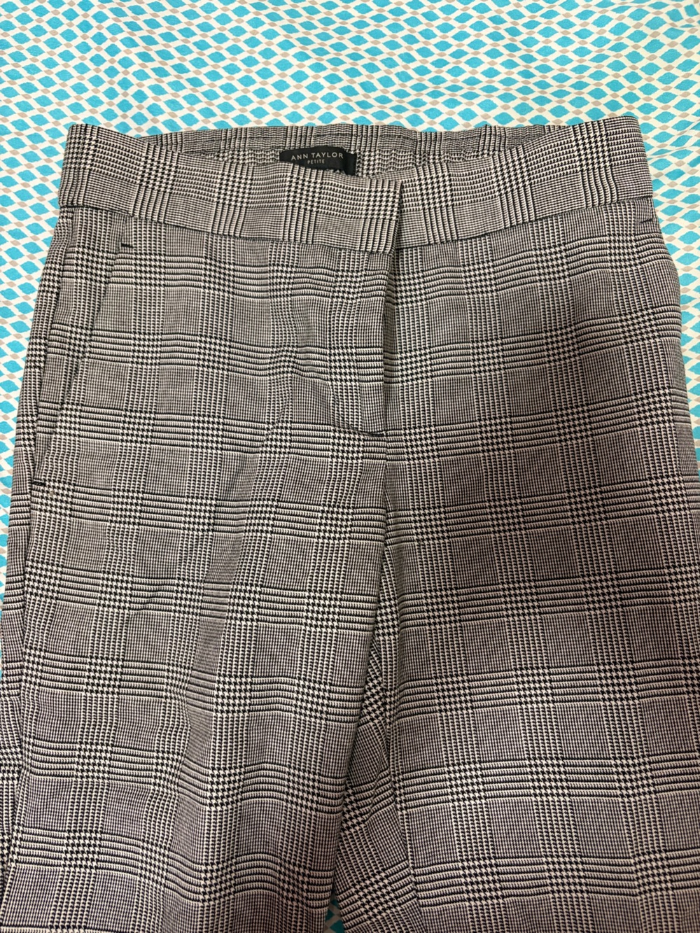 Ann Taylor Women’s Plaid Dress Pants - Black & White